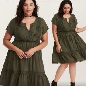 Torrid Mini Challis Split Neck Tiered Short Sleeve Skater Dress Olive Green 2X